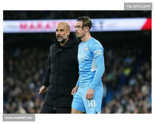 如何回应球队因不换人而遭遇的外界质疑与压力